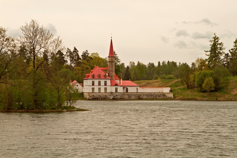 Приоратский дворец в Гатчине 16-05-2011!