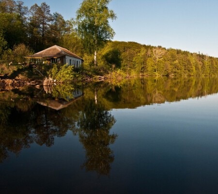Дом у воды