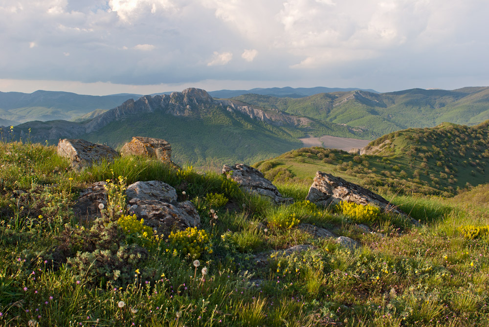 По вершинам гор