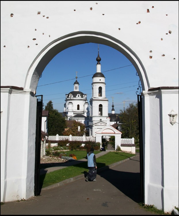 Свято-Никольский Черноостровский монастырь