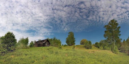 На краю заброшенной деревни
