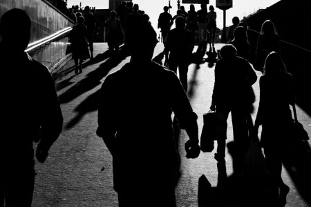 Тени людей. Нисхождение.