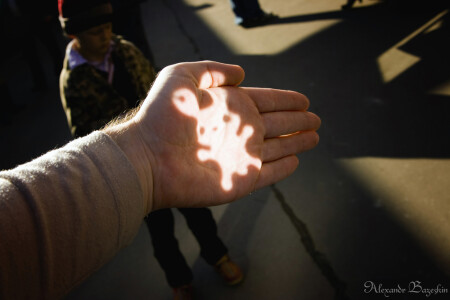 Подарок грустному мальчику