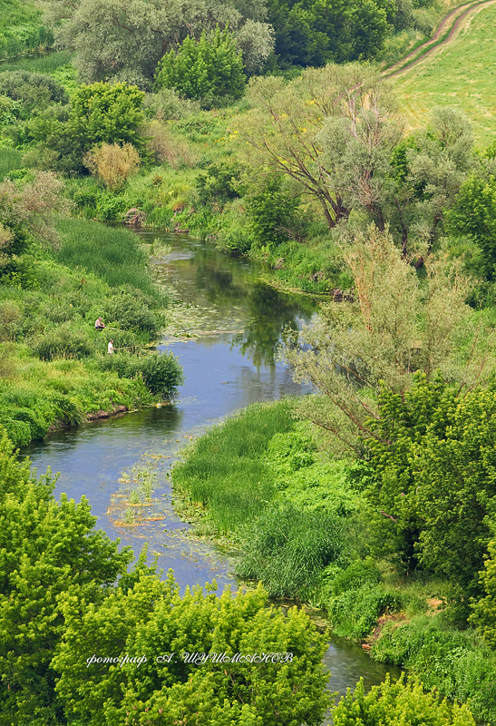 НА РЕЧКЕ РЫБАКИ