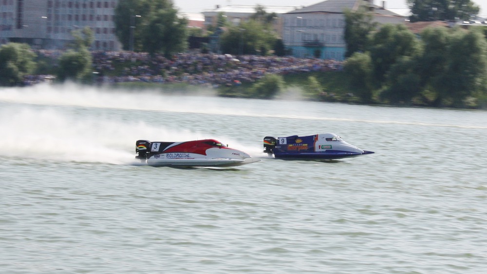 F1 H2O