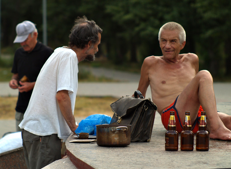 Блошиный рынок, базарный день.