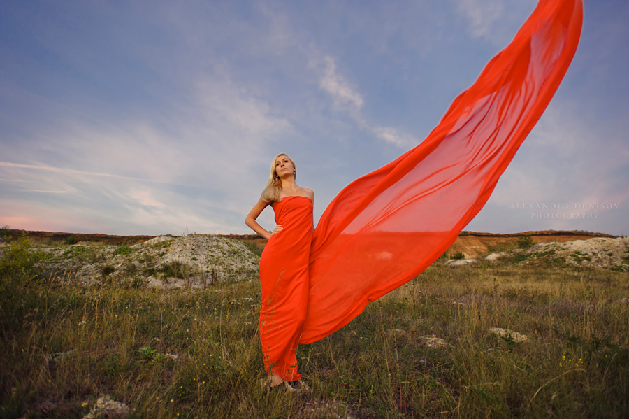 Lady in red - 3