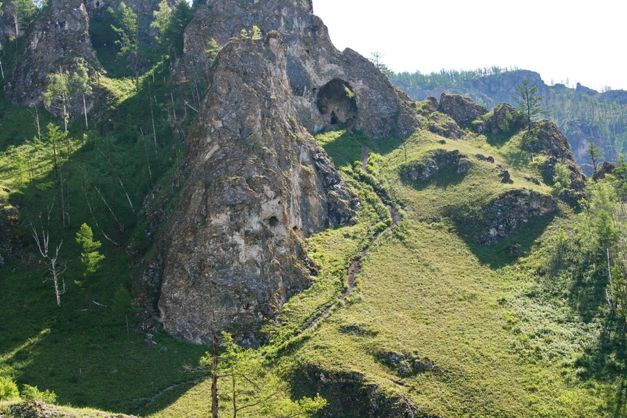 Хакасия, арка- трехглазка