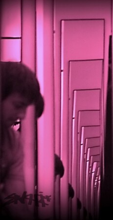 В зазеркалье