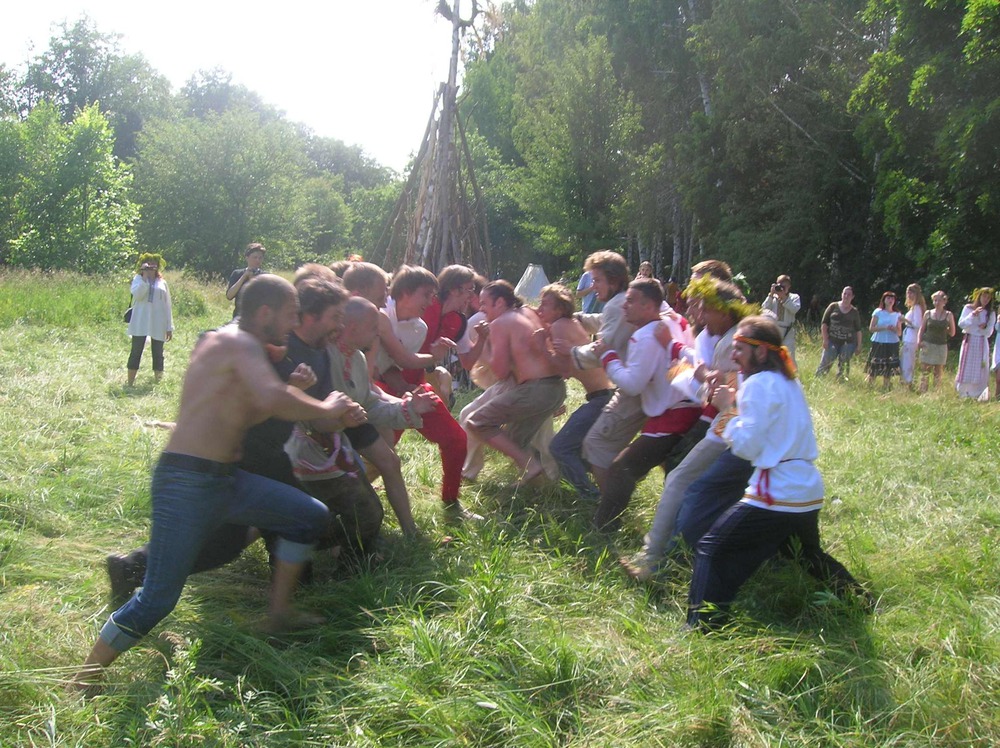 Стенка на стенку