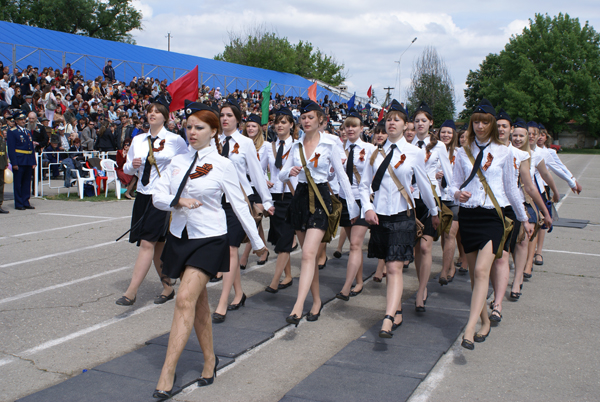 9 мая. город Абинск. Девчата.