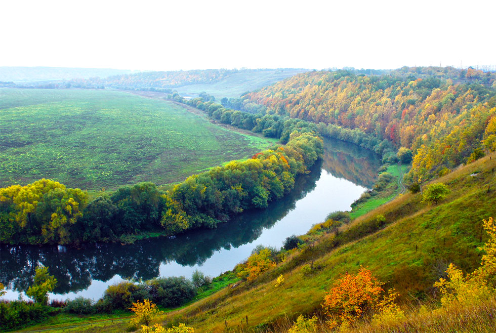 Красивая меча