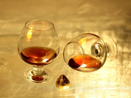 Конфетка только одна