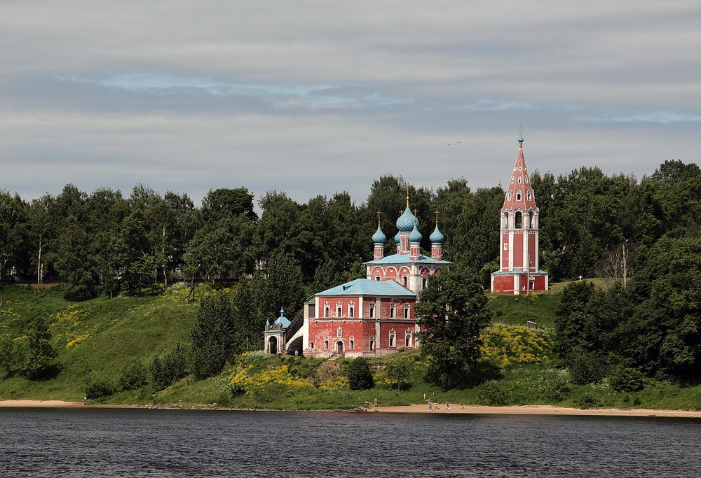 Волжский берег.