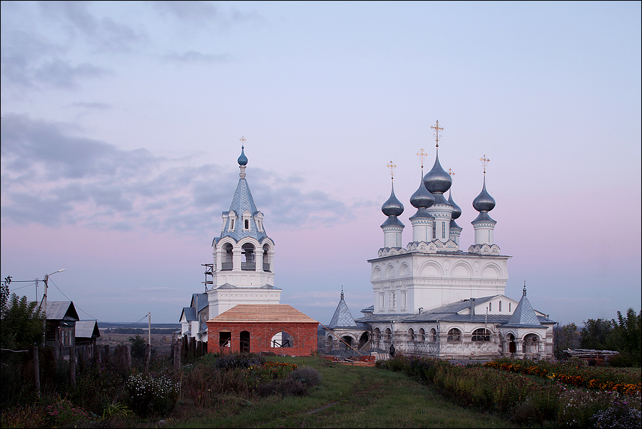 Воскресенский монастырь.