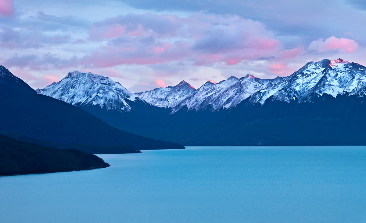 Утреннее спокойствие на Lago Argentino