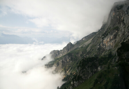 Между облаком и ... облаком