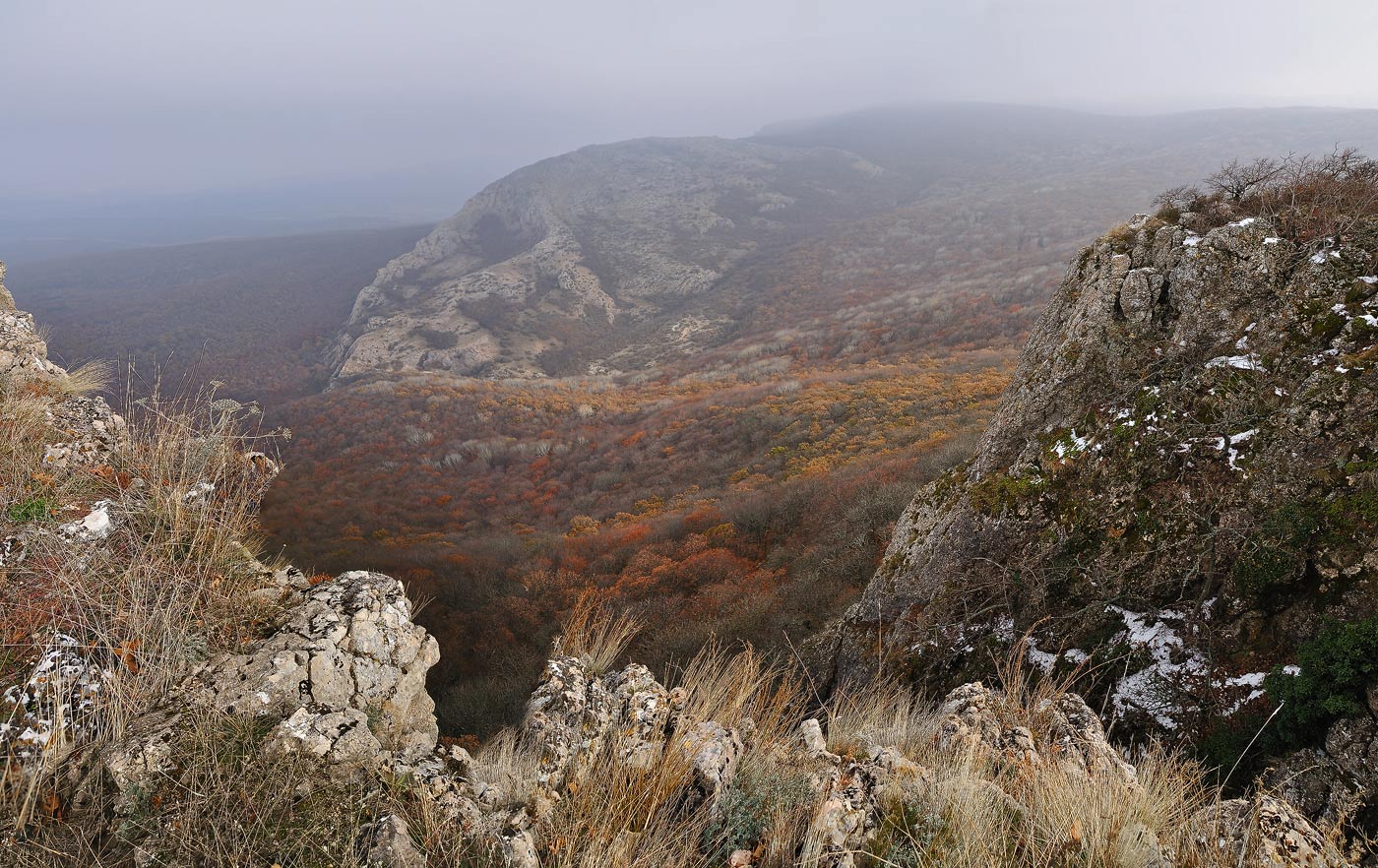 Поздняя осень. Крым.