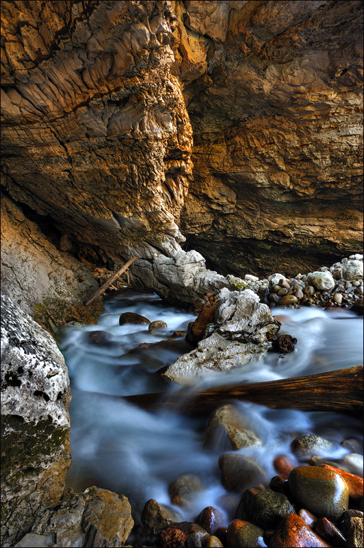 Lost River (Потерянная река)