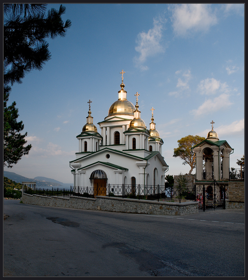 ЦЕРКОВЬ МИХАИЛА АРХАНГЕЛА