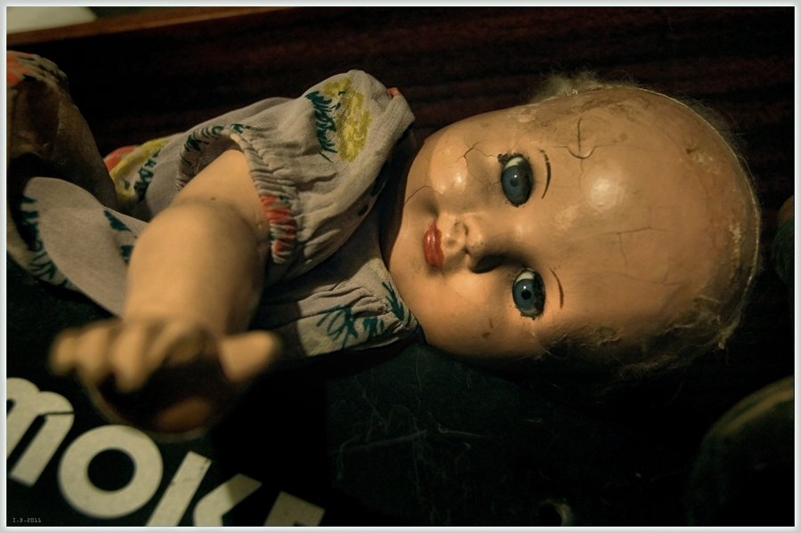 The lost doll...