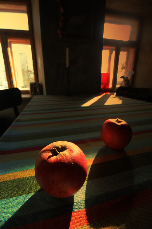 Sunny winter apples