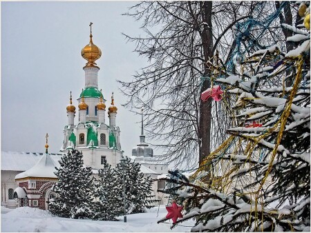 Монастырская елка.
