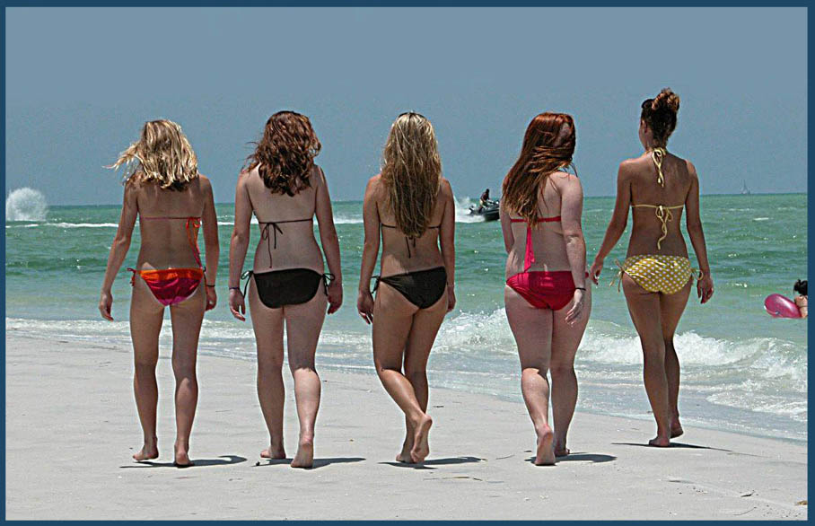 girls on abeach