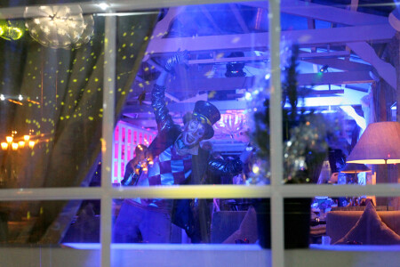 Веселый из ларца