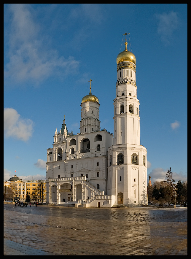 Церковь Иоанна Лествичника с колокольней Ивана Великого