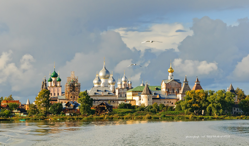 РОСТОВСКИЙ КРЕМЛЬ