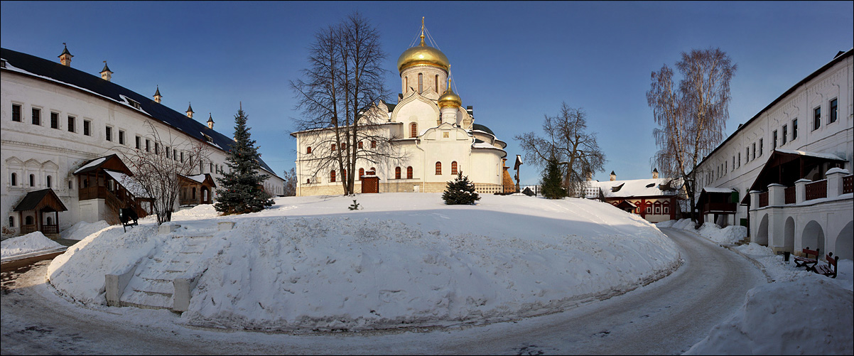 Саввино-Сторожевский...