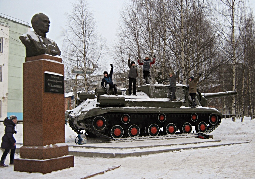 Самоходная установка ИСУ-152