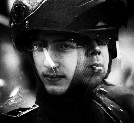 Скованные одним шлемом