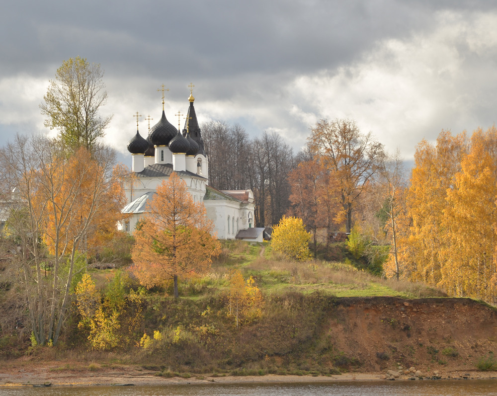 Октябрь (версия)