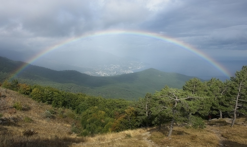 Радуга над Ай-Петри.