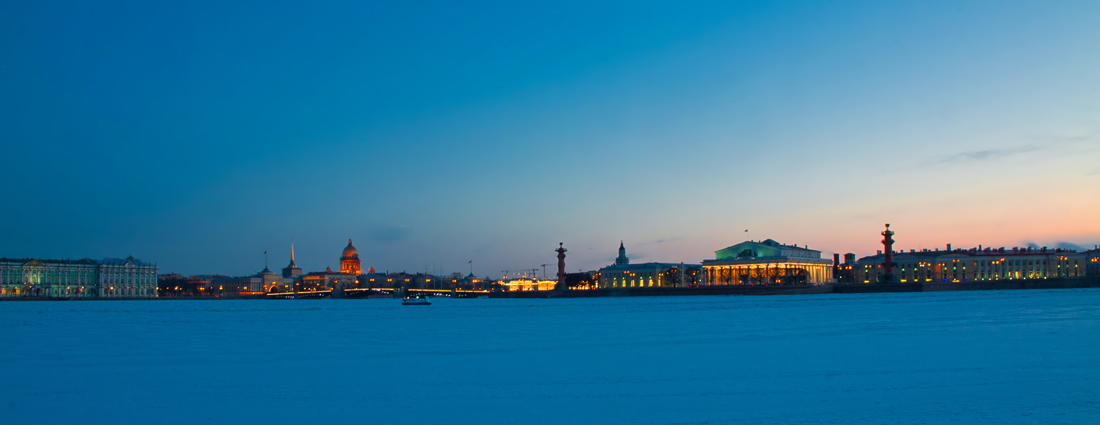 Вечер в Петербурге