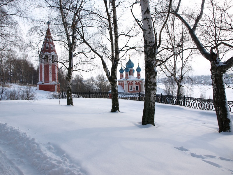 Волжские берега.