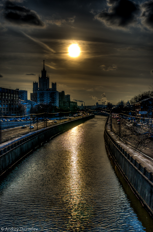 Берниковская набережная. Москва.