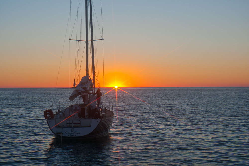 An unknown woman on the yacht