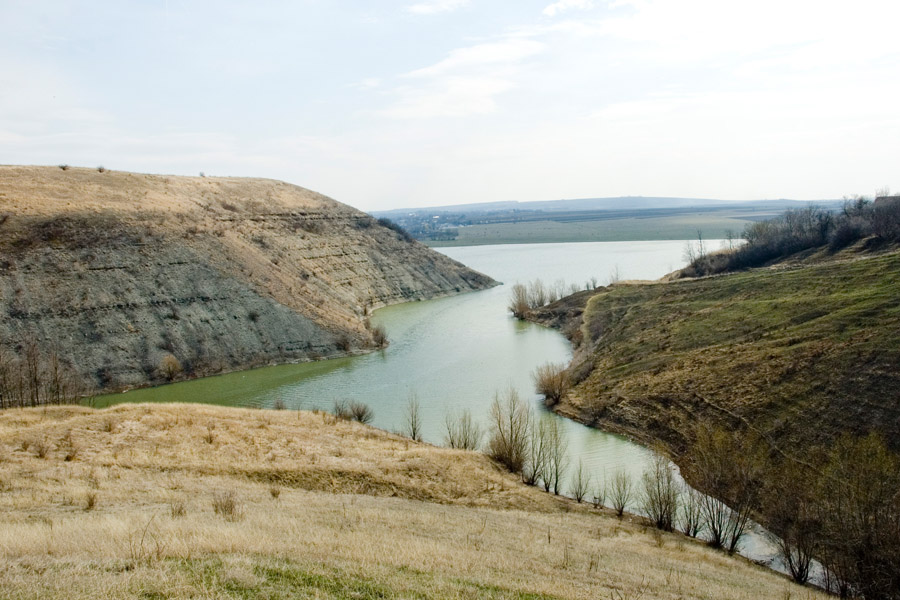 Весенняя река.