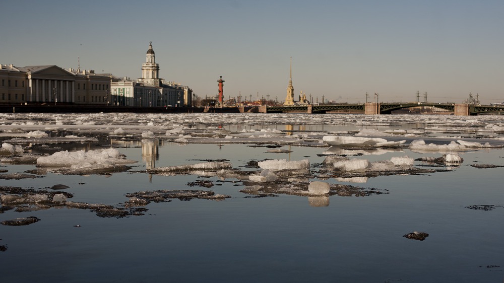 тихий ледоход в Питере