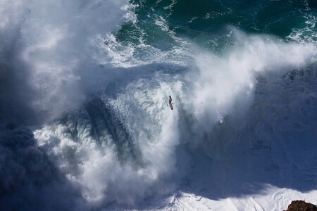 волны в nazare