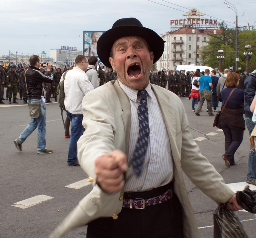 Пасть порву за нацлидера!..