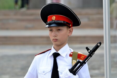 Я! Буду Офицером.