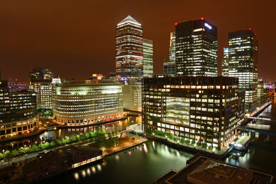 ночной Canary Wharf