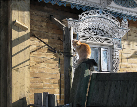 У кружевных наличников