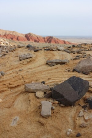 следы камней