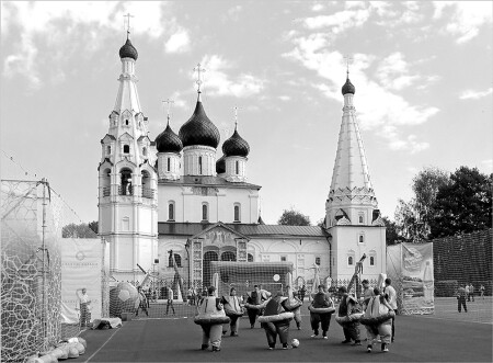 Странный футбол