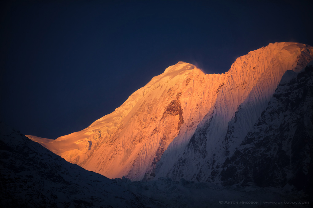 Ganggapurna (7,454 m)